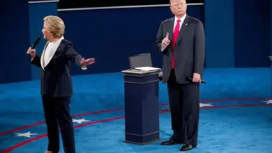 Clinton Avoid Trump