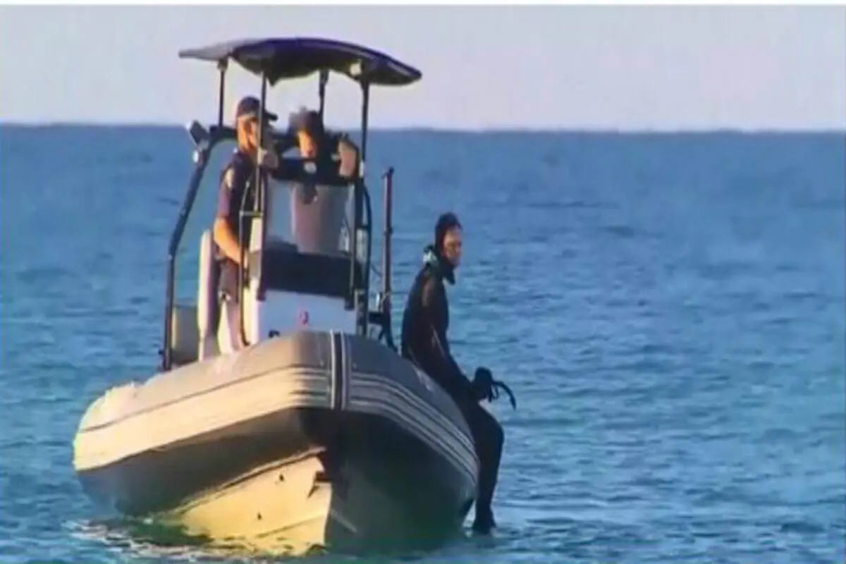 Woman Found Dead at Glenelg Beach