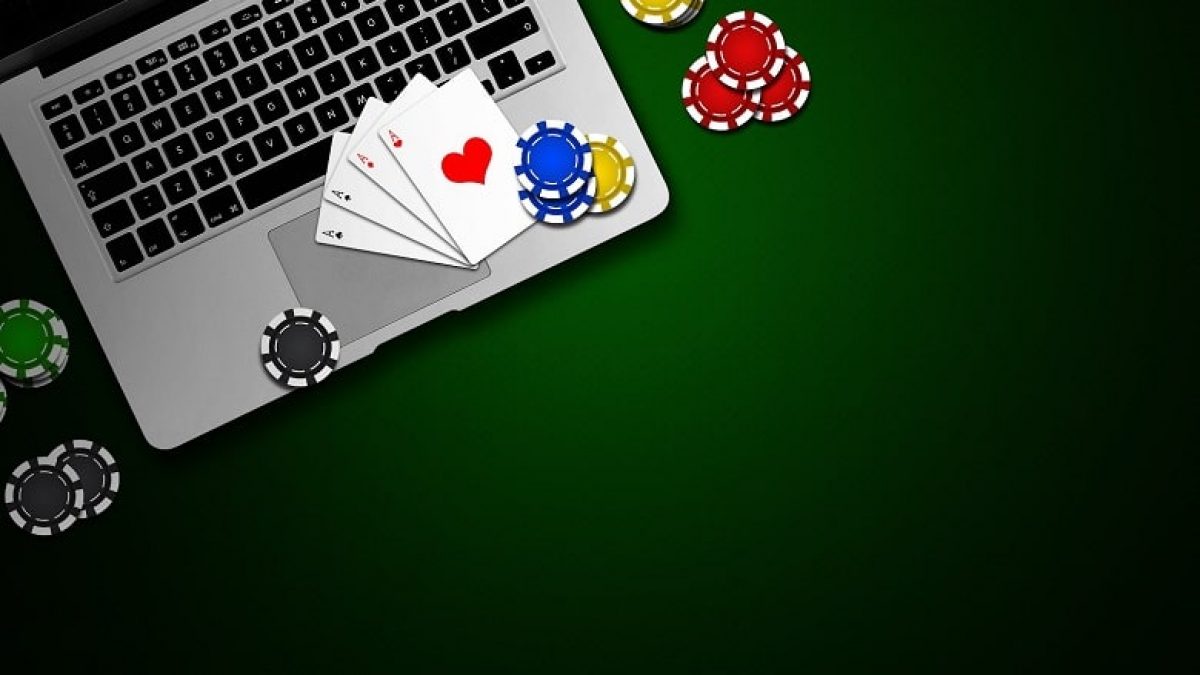 Ridiculously Simple Ways To Improve Your pelangiqq poker online